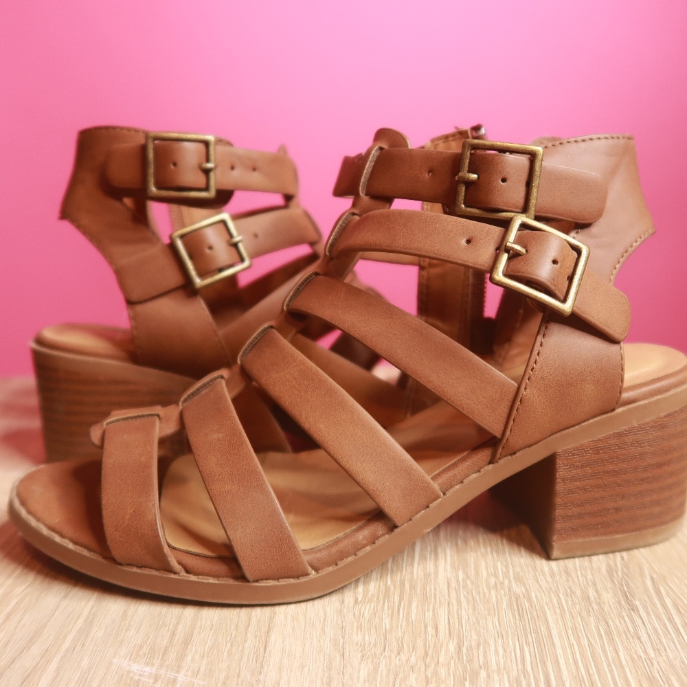 GIRLS SANDALS